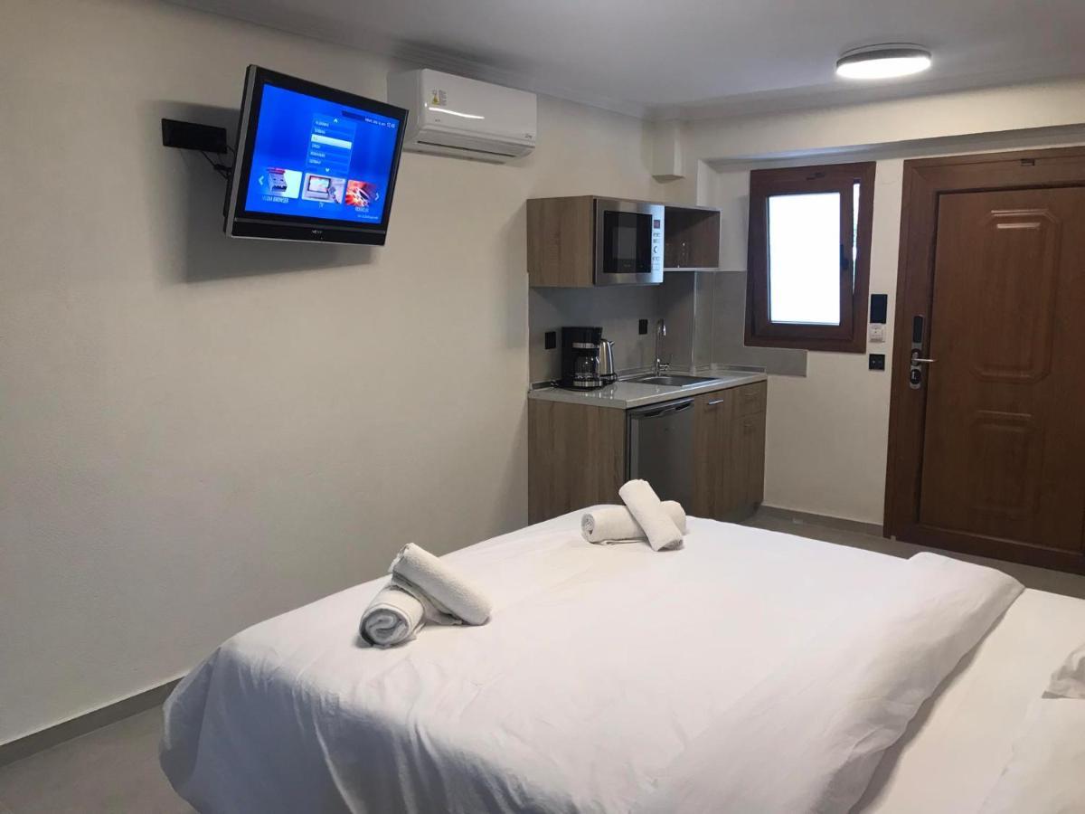 Hotel Argo Сиври Экстерьер фото